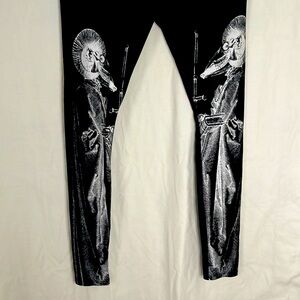 Pharaoh leggings size Large